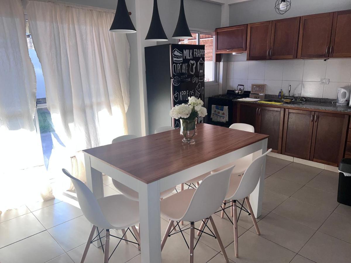 Hermoso Duplex En Barrio Cerrado Posadas Luaran gambar